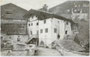 Schellenschmiede in Grins, Bezirk Landeck, Tirol. Autotypie 9 x 14 cm; Aufnahme: Toni Kogler, Innsbruck 1910; postalisch befördert 1923.  Inv.-Nr. vu914at00028