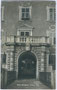 Hauptportal der Fb. Hofburg im Münsterbezirk von Brixen, Gbz. und Bzk. Brixen, Gefürst. Grafsch. Tirol (heute Bez.gem. Eisacktal, Auton. Prov. Bozen-Südtirol). Gelatinesilberabzug 9 x 14 cm; A(lfred). Stockhammer, Hall i.T. 1910.  Inv.-Nr. vu914gs00097