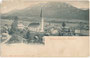 Ortszentrum von Niederndorf am Inn, Bezirk Kufstein Tirol mit der gotischen, im Inneren barockisierten Pfarrkirche St. Georg in Niederndorf von Nordwesten gegen Zahmen Kaiser. Lichtdruck 9 x 14 cm; Verlag Anton Karg Kufstein 1900.  Inv.-Nr. vu914ld00359