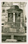 Wallner-Panzl-Denkmal in Matrei, Bzk. Lienz, Tirol von 1909. Gelatinesilberabzug 9 x 14 cm; Aufnahme/Verlag  Franz Schneeberger Matrei/F. Knollmüller, Graz 1932.  Inv.-Nr. vu914gs00762