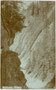 Die Brandenberger Ache im Bereich der Kaiserklamm oberhalb vom Forsthaus Kaiserhaus in Brandenberg, Bezirk Kufstein, Tirol. Gelatinesilberabzug 9 x 14 cm; Impressum: Rob(ert). Armütter, Rattenberg um 1905.  Inv.-Nr. vu914gs00573a