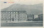 Palazzo Tomasi an der Piazza d'Armi (heute Piazza Dante) in der Bezirkshauptstadt Trento/Trient (heute capoluogo della Provincia autonoma di Trento). Lichtdruck 9 x 14 cm; Verlag Stengel & Co. G.m.b.H. Dresden 1911.  Inv.-Nr. vu914ld00139