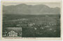 Alpenwirtschaft am Hennersberg südlich über Wörgl, im Sommer Ausflugsgasthof, ehemals Skiabfahrt mit Sprungschanze. Lichtdruck 9 x 14 cm, Impressum: Verlag Rudolf Berger, Photograph in Wörgl um 1910.  Inv.-Nr. vu914ld00062