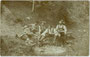 Gruppe von Bergwanderern einer alpinen Gesellschaft aus Hall in Tirol bei einer Rast. Gelatinesilberabzug (Auskopierpapier) 9 x 14 cm ohne Impressum, um 1900.  Inv.-Nr. vu914gs00728