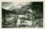 Alpengasthof "Breitlahner" mit verglaster Veranda in Ginzling-Dornauberg links vom Zemmbach im Gemeindegebiet von Mayrhofen im Zillertal, Bzk. Schwaz, Tirol. Gelatinesilberabzug 9 x 14 cm ohne Impressum, um 1935. Inv.-Nr. vu914gs00807