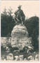 Denkmal für Freiheitskämpfer Josef Speckbacher an der Kreuzung Stadtgraben/Speckbachertraße in Hall/Tirol. Geltinesilberabzug 9 x 14 cm; Impressum: A(ugust). Riepenhausen, Hall 1924.  Inv.-Nr. vu914gs00027