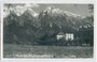 Ansitz Schneeburg in Mils, Gbz. Hall i.T., Bzk. Innsbruck-Land, Tirol u.a. gegen Rumerspitze in der Nordkette (eigentlich Inntalkette) von Südwesten. Gelatinesilberabzug 9 x 14 cm; A. Stockhammer, Hall i.T., postal. befördert 1930.  Inv.-Nr. vu914gs00368