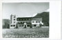 Hotel „Berghof“ in Seefeld, Milser Straße 201 im Stil der „Tiroler Moderne“ von 1929/30, Entwurf: Siegfried Mazagg (1902-1932), Architekt, Zeichner, Karikaturist. Gelatinesilberabzug 9 x 14 cm; Much Heiss, Innsbruck wohl 1930.  Inv.-Nr. vu914gs00749