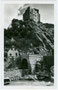 Burg Landeck und Tunnel der Reschenstraße (ursprüngl. für die projektierte Eisenbahnlinie Landeck - Mals im Vinschgau vorgesehen). Gelatinesilberabzug 9 x 14 cm; Risch-Lau, Bregenz, Ref. 6344; postalisch befördert 1938.  Inv.-Nr. vu914gs00265