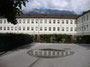 Westtrakt der Theologischen Fakultät mit Bibliothek der Universität Innsbruck, Karl-Rahner-Platz 1 vom Vorplatz des Akademischen Gymnasiums aus. Digitalphoto; © Johann G. Mairhofer 2013.  Inv.-Nr. 1DSC07350