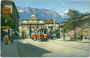Triebwagen 47 und ein weiterer der L.B.I.H.i.T. (Localbahn Innsbruck-Hall in Tirol) bei der Haltestelle Triumphpforte. Photochromdruck 9 x 14 cm; Impressum: Wilhelm Stempfle, Innsbruck um 1907.  Inv.-Nr. vu914pcd00212
