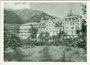 Pension der Salvatorianerinnen (zu Ehren des Salvator Mundi, dt. Erlöser der Welt) in Obermais (1924 nach Meran eingemeindet), Schönblickweg 6, Meran, Provinz Bozen (Südtirol). Autotypie 10 x 15 cm ohne Impressum um 1955.  Inv.-Nr. vu105at00012