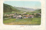 Jenbach am Inn, Bezirk Schwaz, Tirol mit Pfarrkirche St. Wolfgang von Nordosten. Photochromdruck 9 x 14 cm; Impressum: Purger & Co., München; postalisch befördert 1899. Inv.-Nr. vu914pcd00343