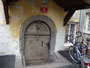 Renaissanceportal vom 1571 erstmals urkundlich erwähnten Ansitz Angerzell in Innsbruck, Innere Stadt, Angerzellgasse 4. Digitalphoto; © Johann G. Mairhofer 2010.  Inv.-Nr. 1DSC00087