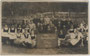 "Erster Haushaltungskurs Rotholz 1926-27" in der heutigen Landwirtschaftlichen Landeslehranstalt in der Gemeinde Strass. Gelatinesilberabzug 9 x 14 cm; Portrait- und Illustrationsphotograph Ludwig Hajek, Igls.  Inv.-Nr. vu914gs00295