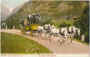 Fünfspännige "Schweiz(erische). Gebirgspost" der Bauart Berline-Landauer mit Coupé auf einer nicht bezeichneten Gebirgspassstraße der schweizerischen Alpen. Photochromdruck 9 x 14 cm; Impressum: Photoglob Zürich um 1905.  Inv.-Nr. vu914pcd00346
