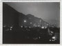 Bozen zur "Sommersonnwend 1934" (rücks. handschr. bez.) gegen den Virgl, einem Ausläufer des Kohlerer Bergs bzw. Titschen als nordwestl. Eckpunkt des Regglbergs . Gelatinesilberabzug 9 x 1 2cm, wohl Amateuraufnahme. Inv.-Nr. vu912gs00005
