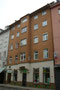 Haus Bürgerstraße Nr. 6 in Innsbruck, Innere Stadt; um 1915 u.a. Photoatelier von Erna Martinstetter, heute Sitz der 1895 gegründeten Naturfreunde Tirol und Ortsgruppe Innsbruck. Digitalphoto; © Johann G. Mairhofer 2014.  Inv.-Nr. 2DSC00854