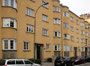 Bauteil Pestalozzistraße 5 vom Pembaurblock - Planung: Theodor Prachensky (1888-1970) und Jakob ALBERT (1880-1974) - in Innsbruck-Pradl, ehem. darin Photoatelier von Emil Schneider. Digitalphoto; © Johann G. Mairhofer 2014.  Inv.-Nr. 2DSC01912