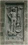 Grabplatte für Wilhelm III. von Henneberg-Schleusingen (1434-1480), bei Rückkehr als Rompilger in Salurn verstorben. Gelatinesilberabzug 9 x 14 cm; Impressum: Alfred Stockhammer, Hall/Tirol 1910.  Inv.-Nr.  vu914gs01133