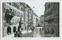 Ehemaliges Landesfürstliches Regierungsgebäude in der Altstadt von Innsbruck, Herzog-Friedrich-Straße 3 von Westen. Gelatinesilberabzug 9 x 14 cm; "Monopol" Verlag, Innsbruck; postalisch befördert 1930.  Inv.-Nr. vu914gs00465