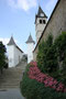 Aufgang zur gotischen Pfarrkirche zu Unserer Lieben Frau (1373 erstm. urk. erw.) und zur 1506 geweihten barocken Stadtpfarrkirche St. Andreas in der Pfarrau, Stadtgemeinde Kitzbühel, Tirol. Digitalphoto, © Johann G. Mairhofer 2015.  Inv.-Nr. 2DSC02637