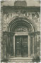 Portal mit Steinrelief im Tympanon der romanischen Stiftskirche von Innichen, Alto Adige (bis 1919 Gbz. Sillian, Bzk. Lienz, Gefürst. Grafsch. Tirol; heute Südtirol). Lichtdruck 9 x 14 cm; Impressum: Lorenz Fränzl, Bozen um 1930.  Inv.-Nr. vu914ld00232