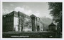 Universitätshauptgebäude li. und Universitätsbibliothek re. in Innsbruck, Innere Stadt, Innrain 52/50; 1911-1924 im Neobarock (Planung Eduard M. Zotter) erbaut. Gelatinesilberabzug 9 x 14 cm o. Urhebernachw. um 1935.  Inv.-Nr. vu914gs00746
