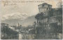„Rovereto - Torrione del Castello coll'Altissimo del Monte Baldo“; deutsch: Schlossturm und Spitze des Monte Baldo (in den Gardaseebergen). Lichtdruck 9 x 14 cm; Ed(izione). Coser Carmela, Chiosco Stazione um 1907.  Inv.-Nr. vu914ld00131