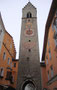 Zwölferturm zwischen Alt- und Neustadt, 1468/72 vom Sterzinger Baumeister Hans Feur errichtet, ehem. Stadttor, später Sitz der Feuerwache in Sterzing. Digitalphoto; © Johann G. Mairhofer 2019.  Inv.-Nr. 2DSC07326