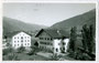 Landwirtschaftliche Lehranstalt  in der Josef-Müller-Straße 1  in Lienz.  Gelatinesilberabzug 9 x 14 ohne Urhebernachweis, postal.  befördert 1960.  Inv.-Nr. vu914gs00706