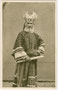 Johann Osterauer in der Rolle des Annas bei den Passionsspielen in Erl, Bezirk Kufstein, Gefürst. Grafsch. (heute Bundesland) Tirol 1912. Rastertiefdruck 9 x 14 cm ohne Urheber- Verlagsnachweis.  Inv.-Nr. vu914rtd00030
