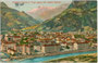 Bozen vom Virgl aus gegen die Sarnerscharte, links die Talfermündung, im Vordergrund der Eisack mit dem Kasernenareal. Photochromdruck 9 x 14 cm; Impressum: Lorenz Fränzl, München um 1905.  Inv.-Nr. vu914pcd00257