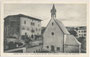 Casa da Marta und Chiesetta di S(an). Rocco in Coredo, 2015 nach Predaia, Comunità della Val di Non (dt. Nonstal) eingemeindet worden. Lichtdruck 9 x 14 cm; Ediz(ione). G. Widmann, Trento; postalisch befördert 1926.  Inv.-Nr. vu914ld00130