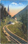Zahnradstrecke der Achenseebahn kurz vor Erreichen des Bahnhofs von Eben am Beginn der Flachstrecke. Photochromdruck 9 x 14 cm; Aufnahme und Verlag Robert Warger, Innsbruck 1912.  Inv.-Nr. vu914pcd00056