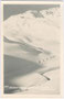 "Skigebiet Serfaus - Comperdell, Aufstieg zum Furgler (in der Samnaungruppe der Zentralalpen innerhalb Ostalpen) 2.744m". Gelatinesilberabzug 9 x 14 cm; Impressum: Peter Öttler, Nauders um 1935.  Inv.-Nr. vu914gs00293