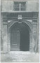 Renaissanceportal des sog. Kleinen Riesenhauses (eigentlich von Stral'sches Haus) in der Altstadt von Innsbruck, Stiftgasse 2. Gelatinesilberabzug 9 x 14 cm; Impressum: A(lfred). Stockhammer, Hall in Tirol 1909.  Inv.-Nr. vu914gs00470