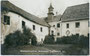 Hof vom Ansitz THIERBURG in Fritzens. Gelatinesilberabzug 9x14cm; A(lfred). Stockhammer, Hall in Tirol 1914.  Inv.-Nr. vu914gs00345