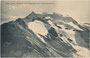 Der Ortler (3899 m ü. A. / 3905 m s.l.m.) und die Payer-Hütte in den Ortler-Alpen in Südtirol vom Tabarettagrat im Norden aus. Lichtdruck 9 x 14 cm; Impressum: Edition Photoglob Zürich um 1905.  Inv.-Nr. vu914ld00343