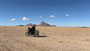 MOTO ENDURO DAVANTI ALLA SPITZKOPPE IN NAMIBIA – OFFROAD TOTAL TOUR
