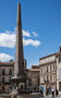 Place de la Republique mit Obelisk auf Brunnen