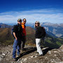 Gabi mit Erich und Mike auf dem Gipfel Weisshorn