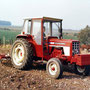 IHC 574 Traktor mit Kabine (Quelle: Hersteller)
