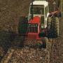 IHC Farmall 766 Traktor mit Kabine (Quelle: Hersteller)