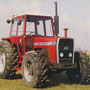 Massey Ferguson 298 Allradtraktor mit Kabine (Quelle: AGCO)