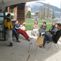 Angeregte Diskussionen an der Sonne
