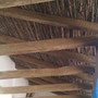 Parte inferior techo de una típica construcción de Vichuquén (Foto Fernando Fuenzalida)