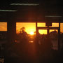 <font size="+2"><b>Sonnenuntergang von der Abflughalle