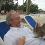 <font size="+2"><b>morgens am Strand, mit den Kätzchen