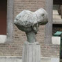 ‘Duiker’ bronce, stone column, h 50cm, 2006,      € 5.500
